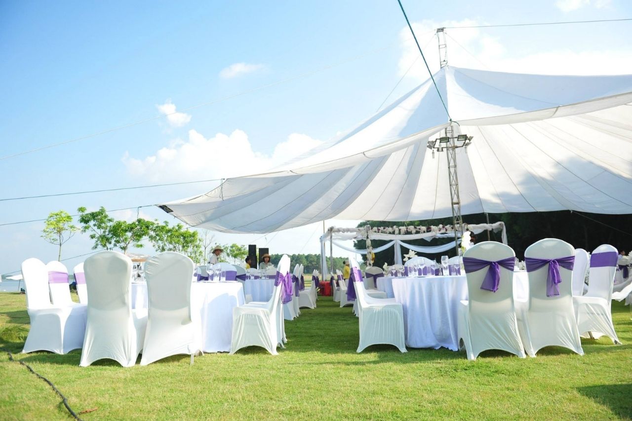 Chụp ảnh cưới và tổ chức tiệc cưới tại Flamingo Đại Lải