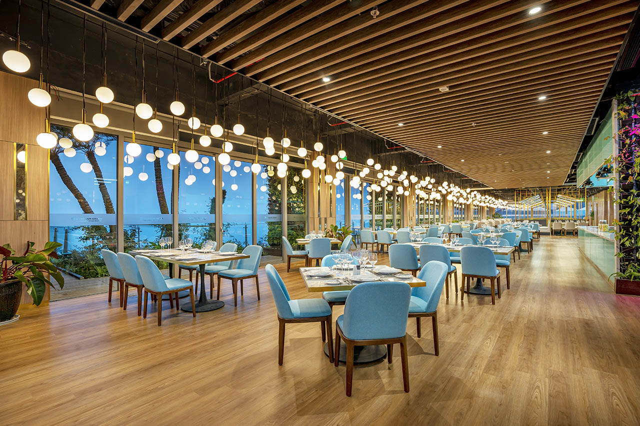 Lan Ha Restaurant Flamingo Cat Ba02