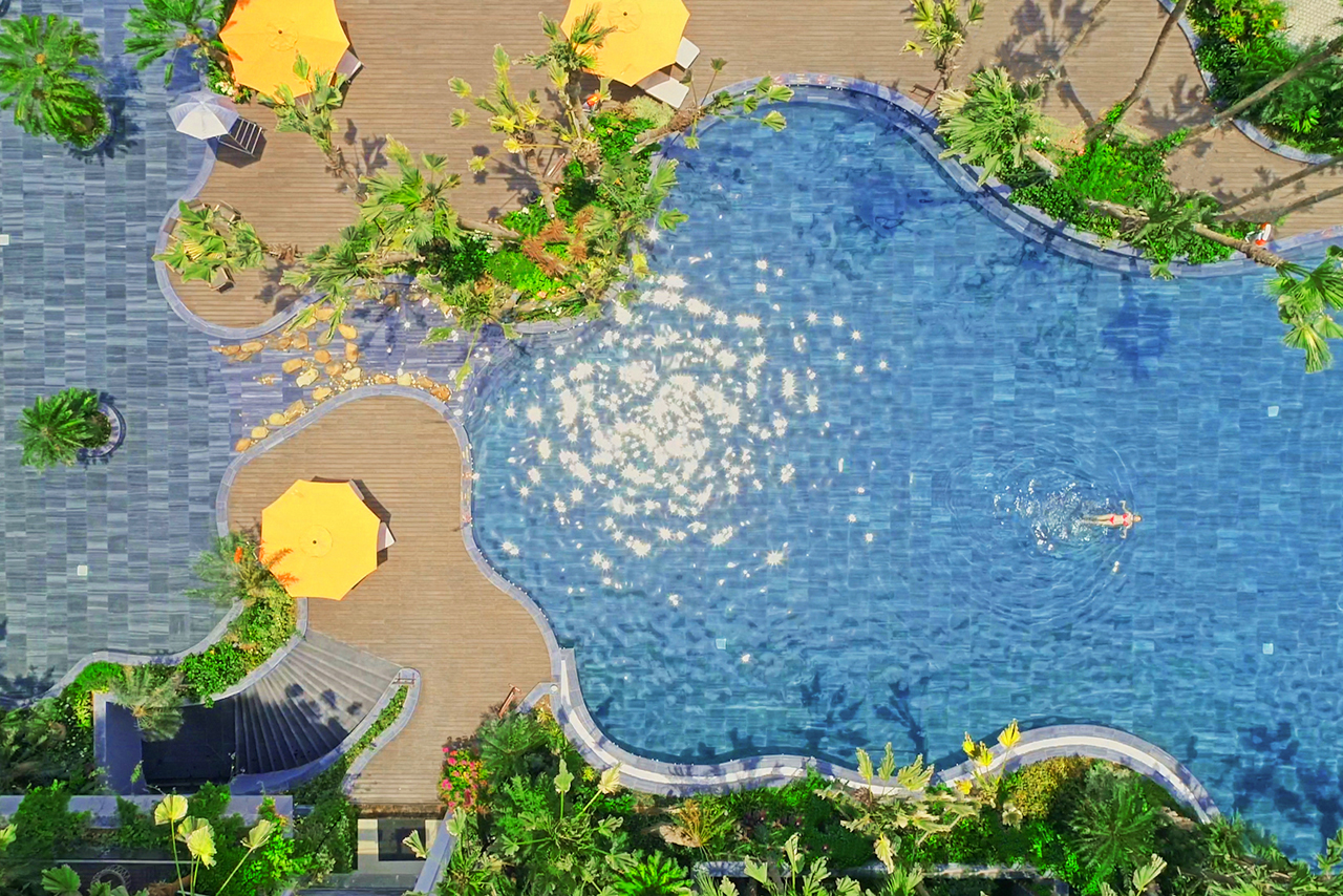 Paml Pool Flamingo Dai Lai