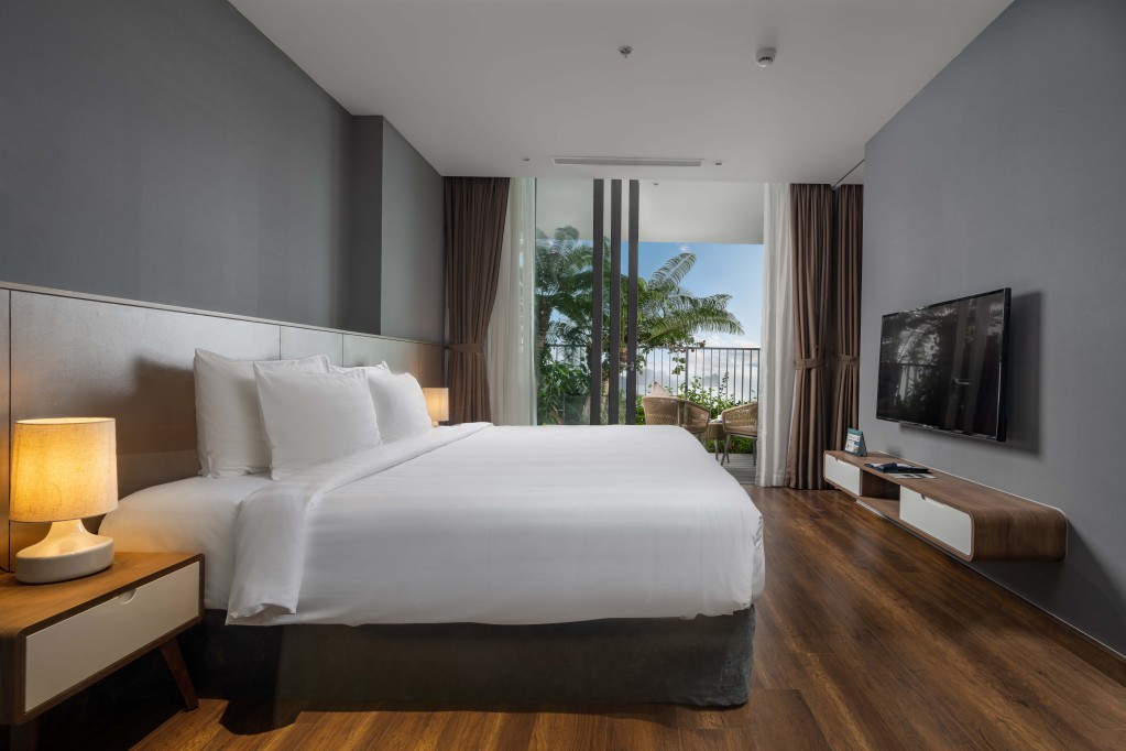 01 Bedroom Premier Residence Ocean Flamingo Cat Ba Resort 1 4