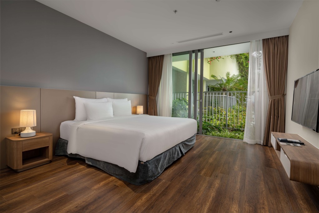 02 Bedroom Premier Residence Ocean Flamingo Cat Ba Resort 1 3