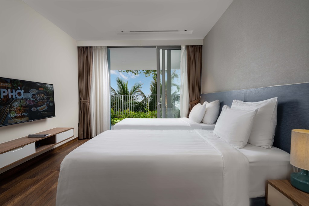 03 Bedroom Premier Residence Ocean Flamingo Cat Ba Resort 1 8