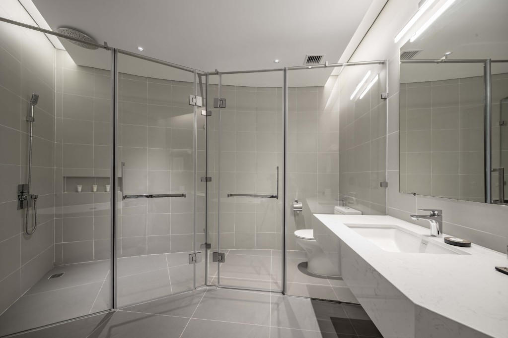 Premier Residence Beachfront Flamingo Cat Ba Resort 1 1